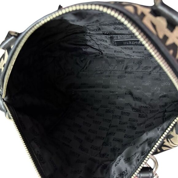 Michael Kors Authenticated Calista Signature Zip-Top Canvas Satchel.Bag - Picture 12 of 12